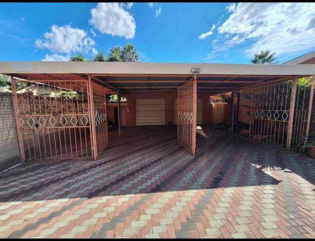 3 BEDROOM HOUSE FOR SALE IN VANDERBIJLPARK SE 7